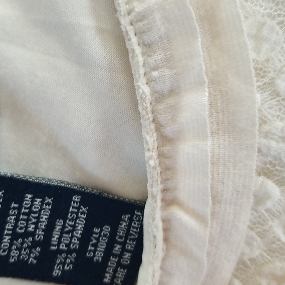 Max Edition Cream Colored Tunic Style top - Picture 9 of 11